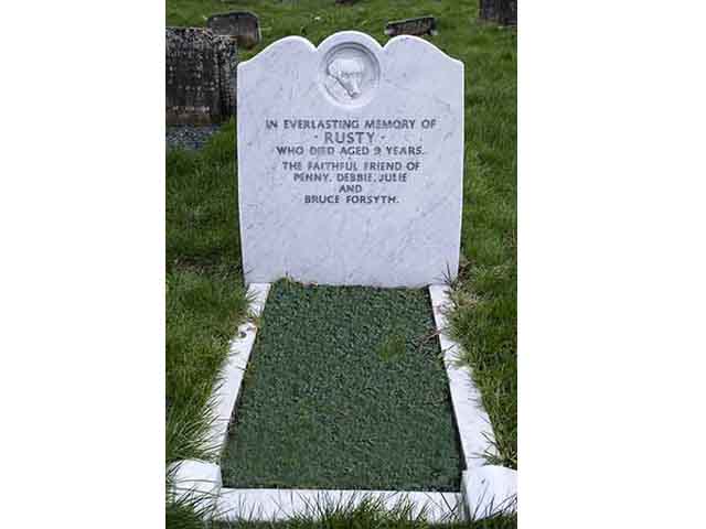 Fitting tributes to family members